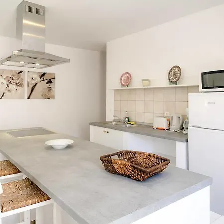 Villa Lindos Βίλα